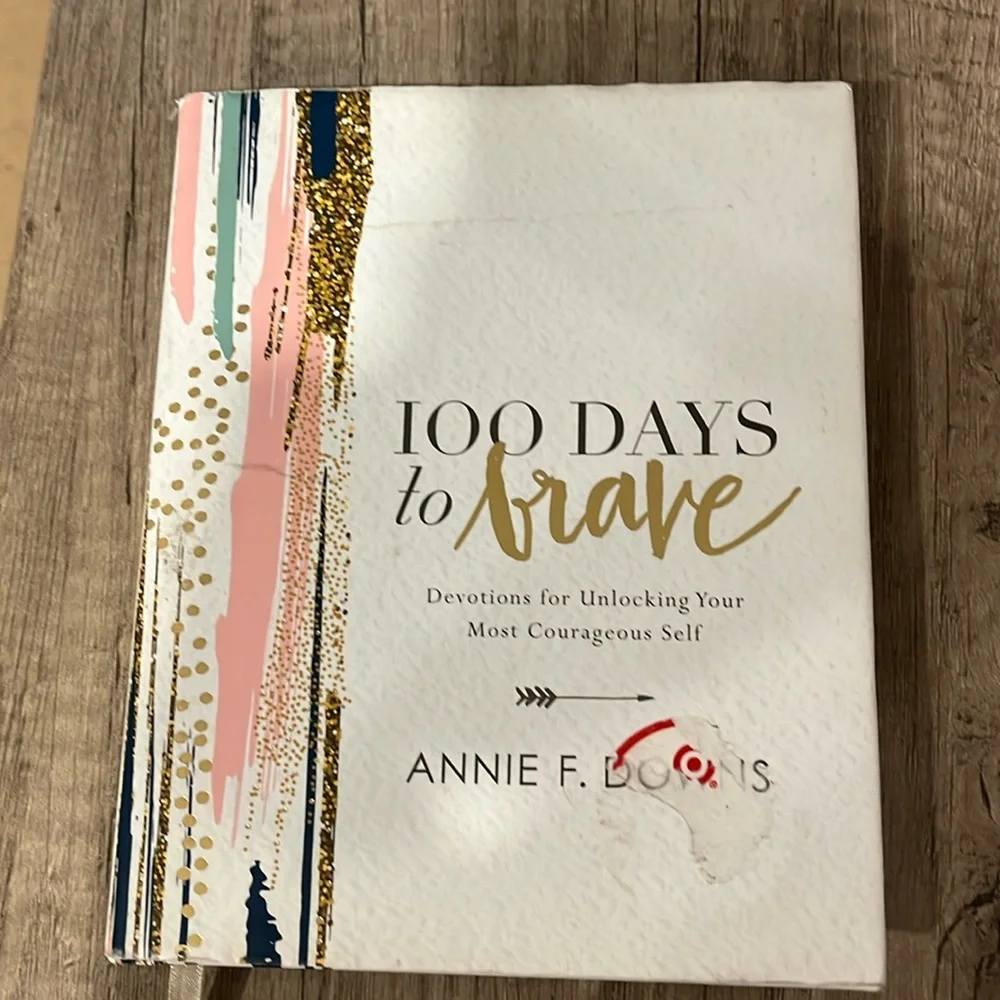 100 Days to Brave Coffee Table Book by - White and Gold